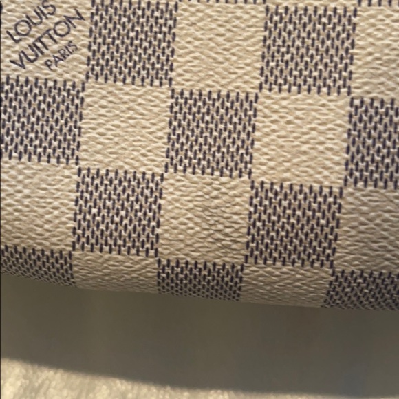 LV delightful - Picture 11 of 13